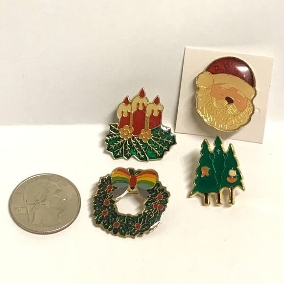 Lot of 4 Vintage Christmas Themed Kitschy Lapel Brooch Pins Retro Nostalgia Fun! - Picture 2 of 10